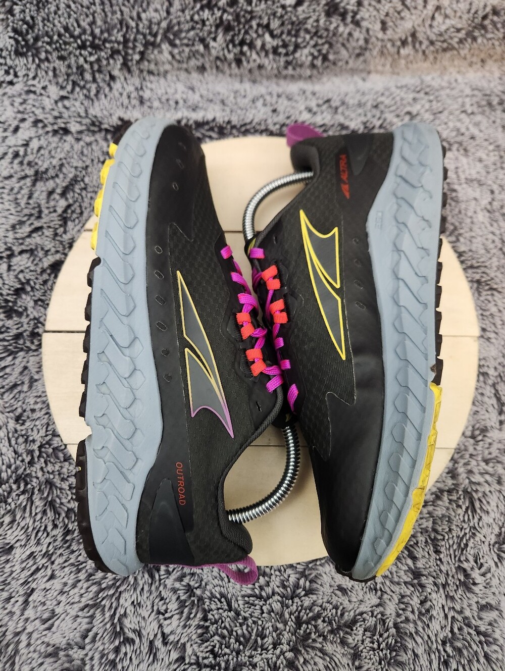 Altra outroad Trail Running Sneakers Gray Fuchsia Hiking Walk Womens Size 8.5 - Picture 6 of 9